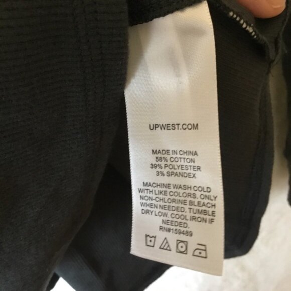 UpWest Dark Gray Long Sleeve V-Neck Top - Picture 3 of 11